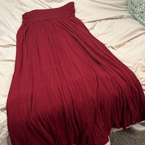 Women's Strapless Maxi Skirt in Wine